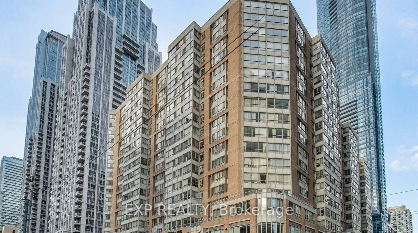 717-bay-street-toronto-ontario-c12980910