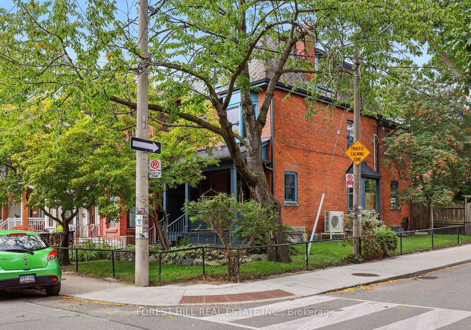 54-afton-avenue-toronto-ontario-c12981242