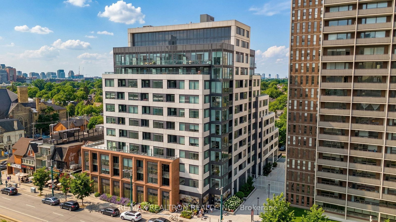 664-spadina-avenue-toronto-ontario-c12981548