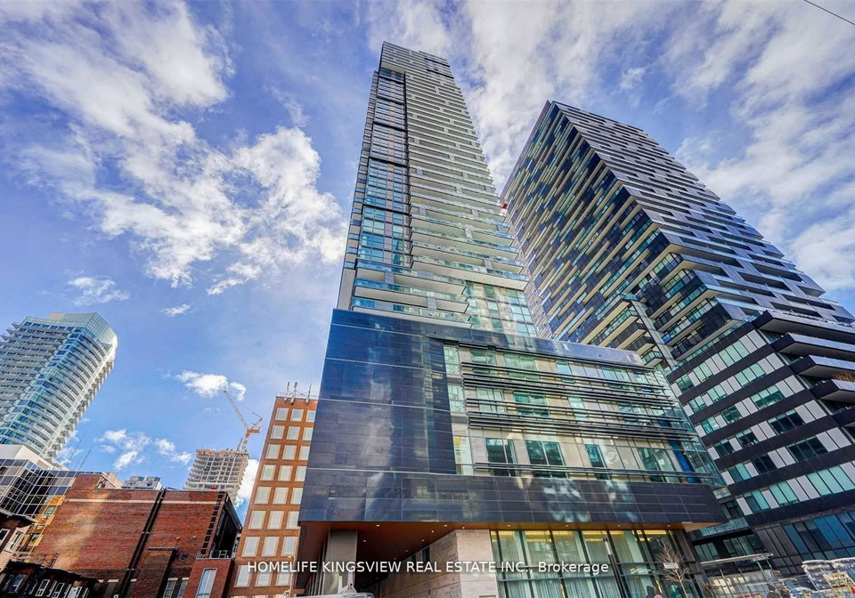 39-roehampton-avenue-toronto-ontario-c12981614