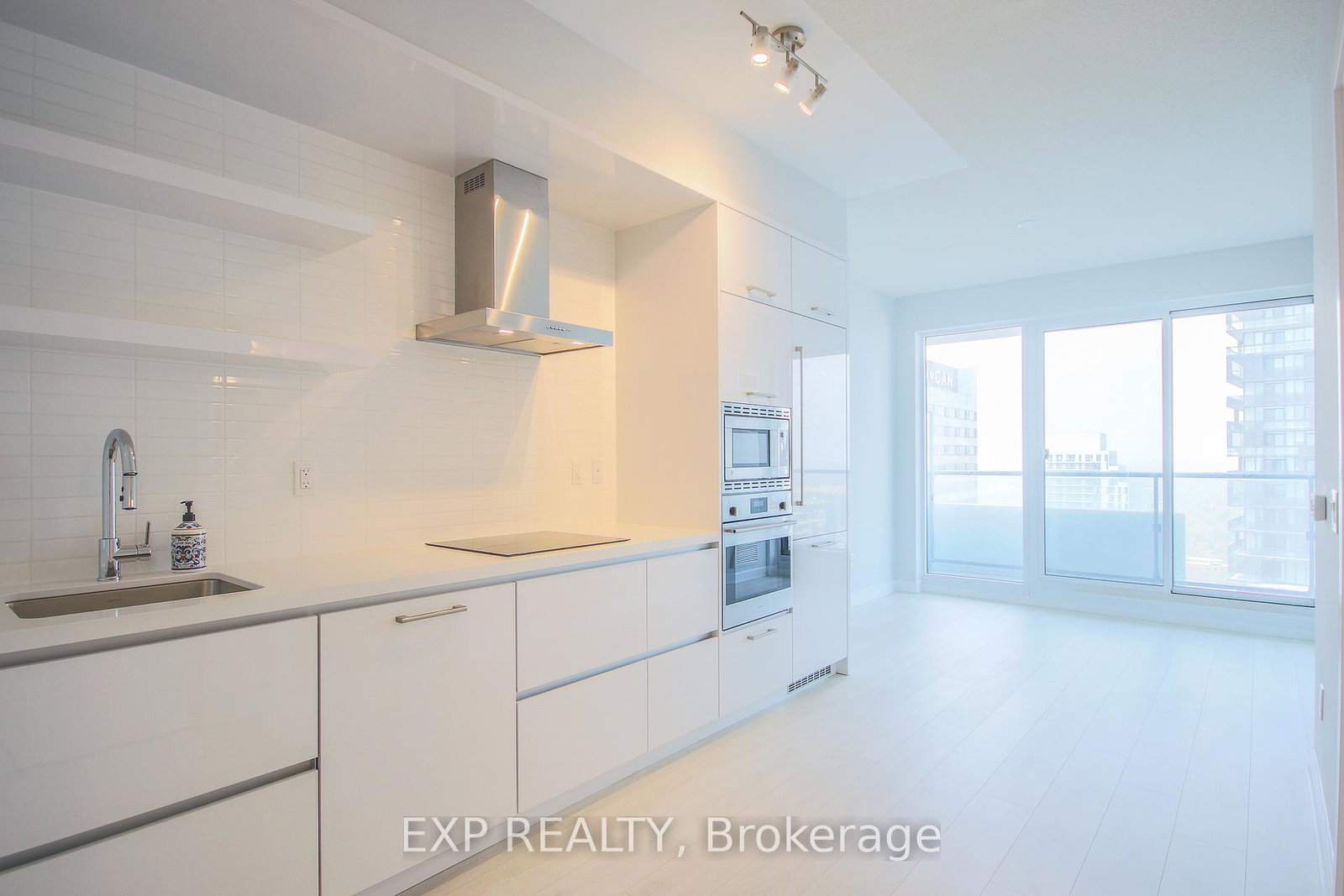 2221-yonge-street-toronto-ontario-c12982160