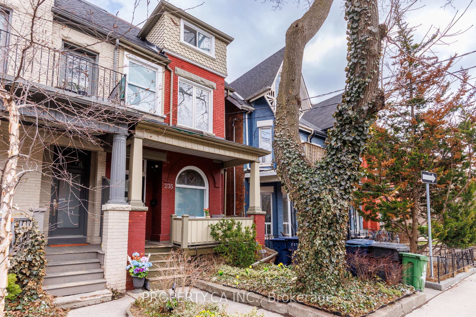 235-markham-street-toronto-ontario-c12982334