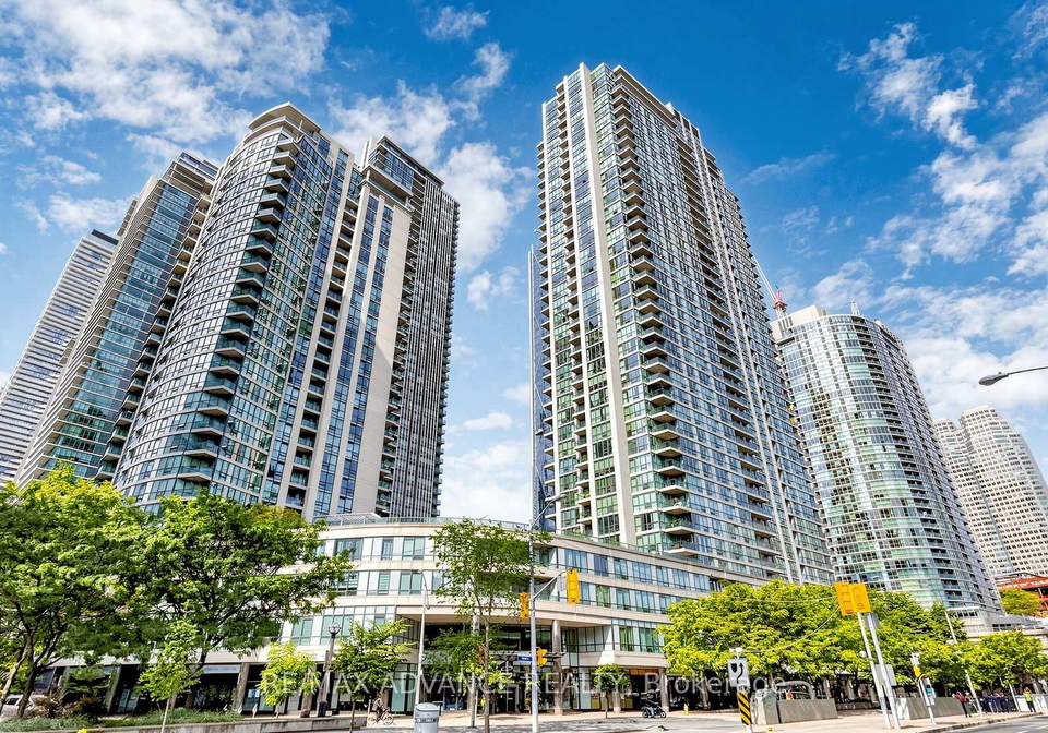 12-yonge-street-toronto-ontario-c12982482