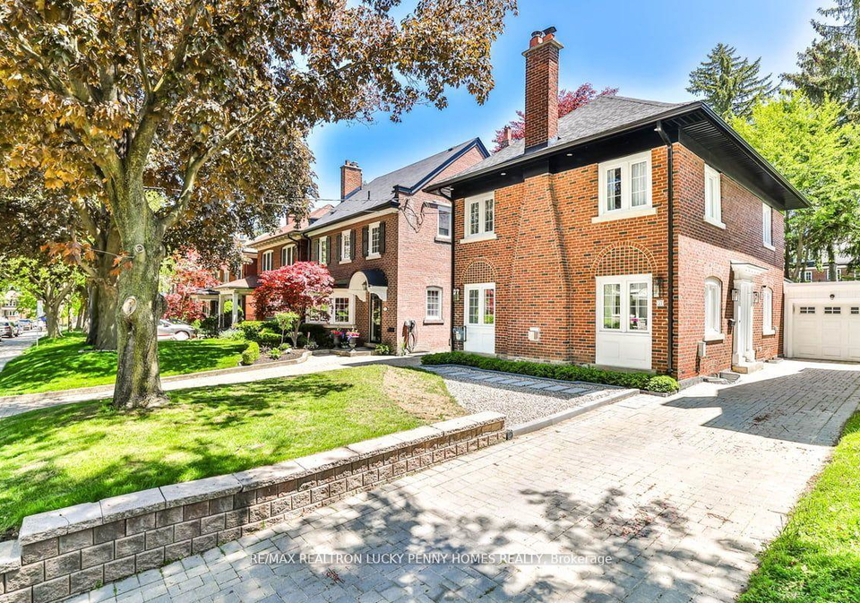 37-chudleigh-avenue-toronto-ontario-c12982588