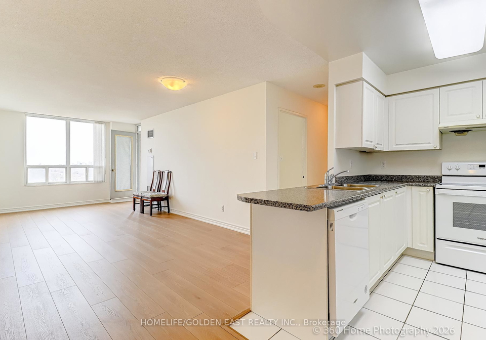 28-empress-avenue-north-york-ontario-c12982838
