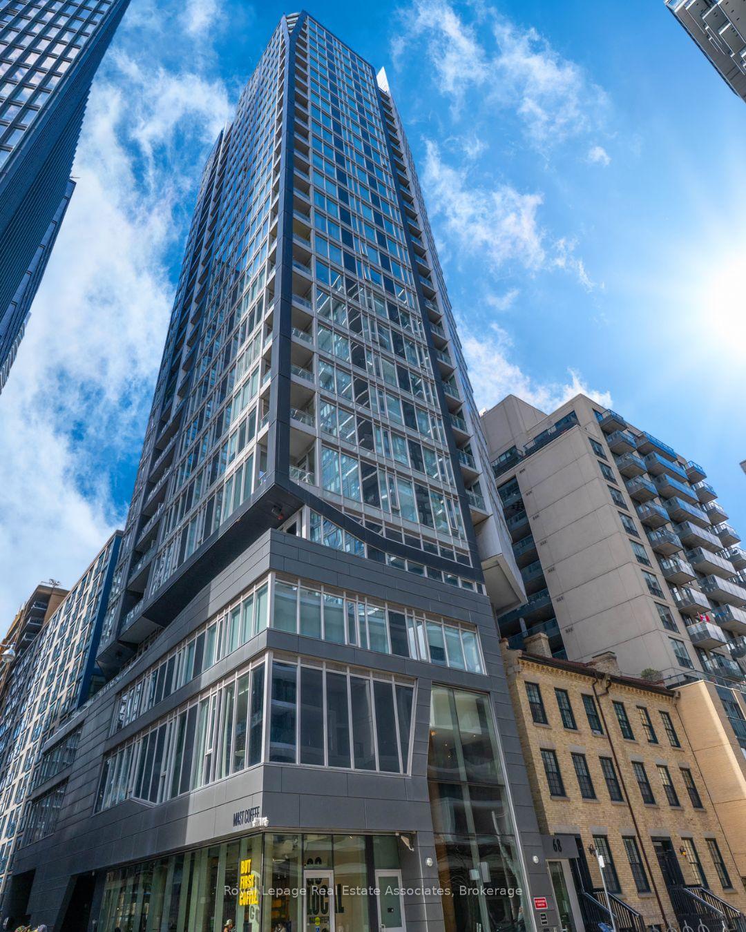 68-shutter-street-toronto-ontario-c12982908