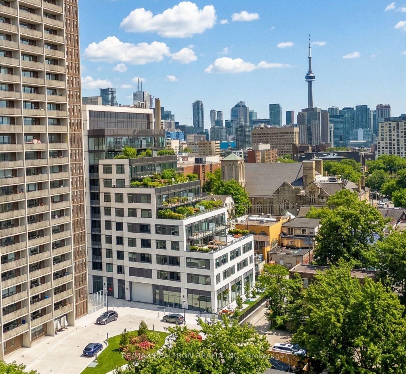 664-spadina-avenue-toronto-ontario-c12984072