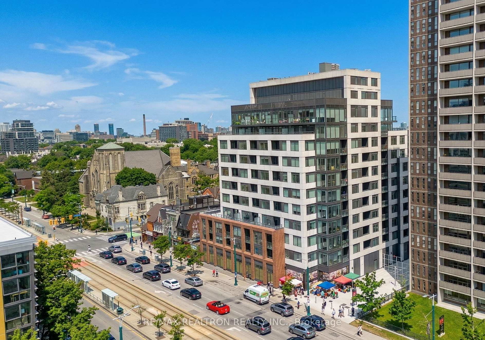 664-spadina-avenue-toronto-ontario-c12984072