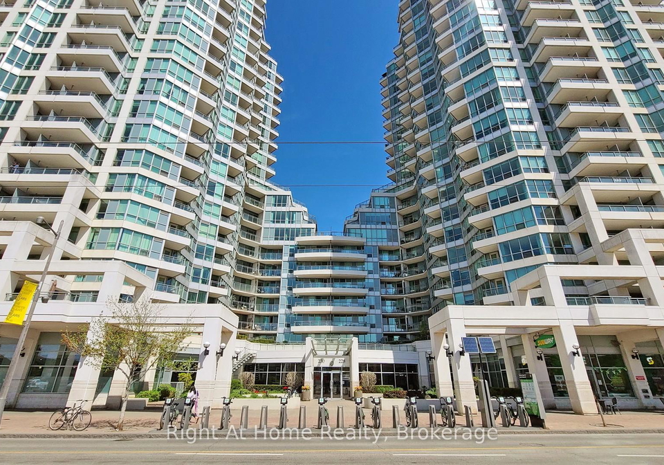 228-queens-quay-w-toronto-ontario-c12984440