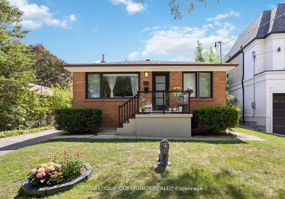 71-centre-avenue-s-north-york-ontario-c12984514