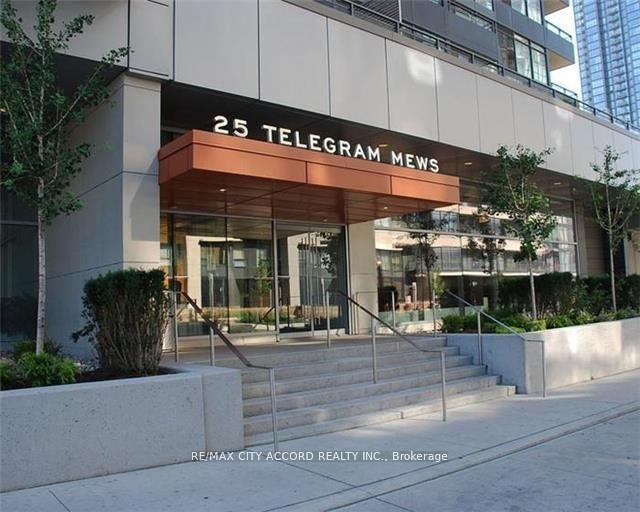 25-telegram-mews-toronto-ontario-c12984612