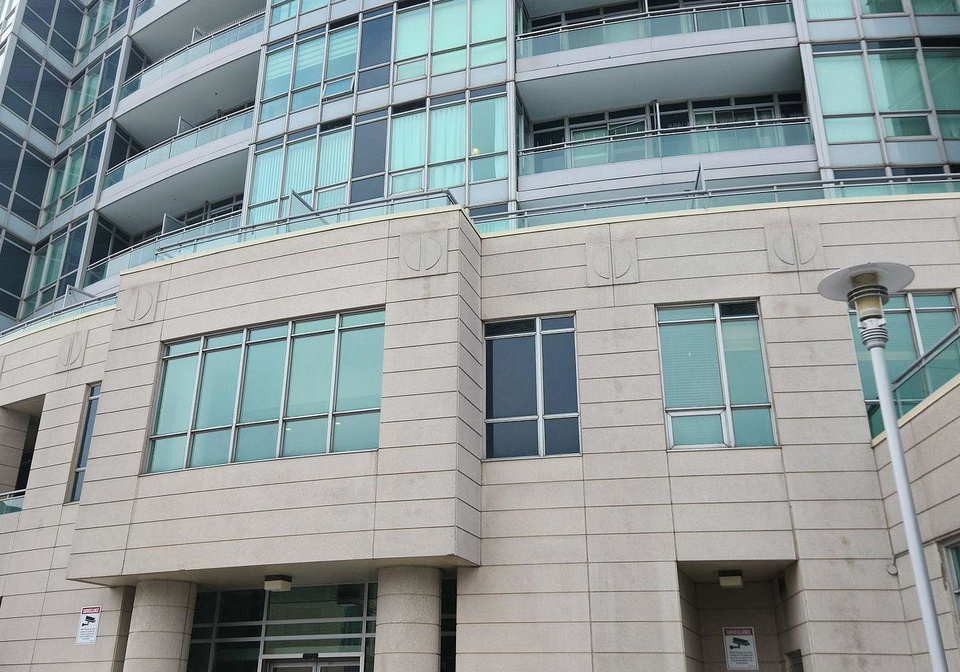 60-byng-avenue-north-york-ontario-c12984668
