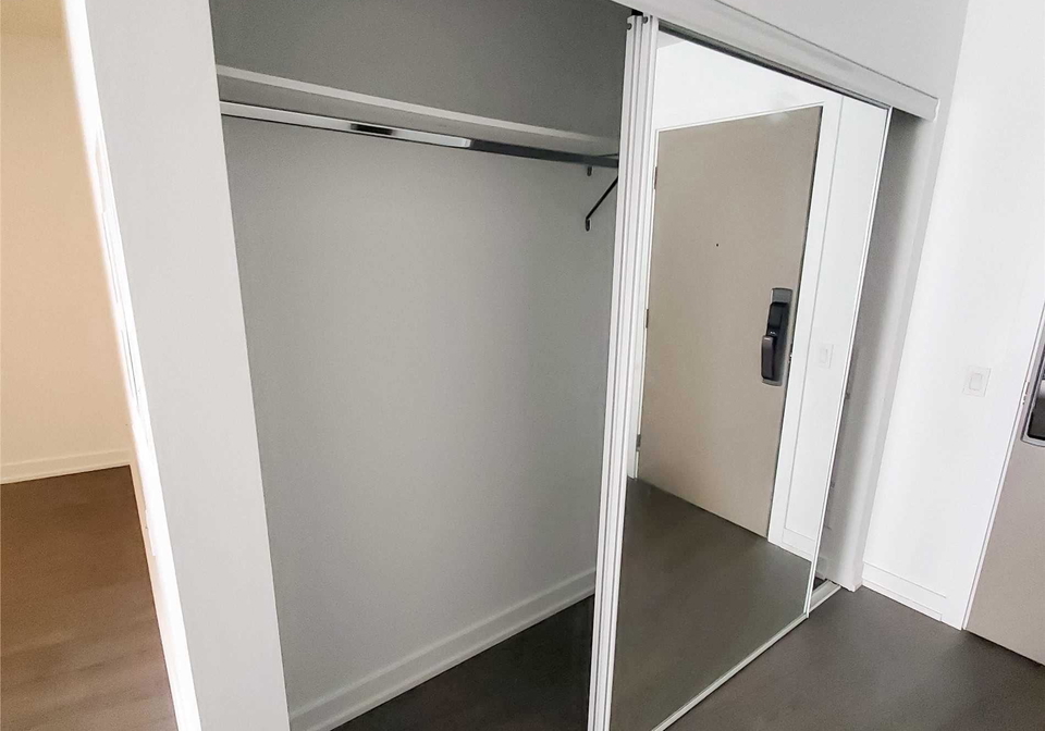 10-york-street-toronto-ontario-c12984884