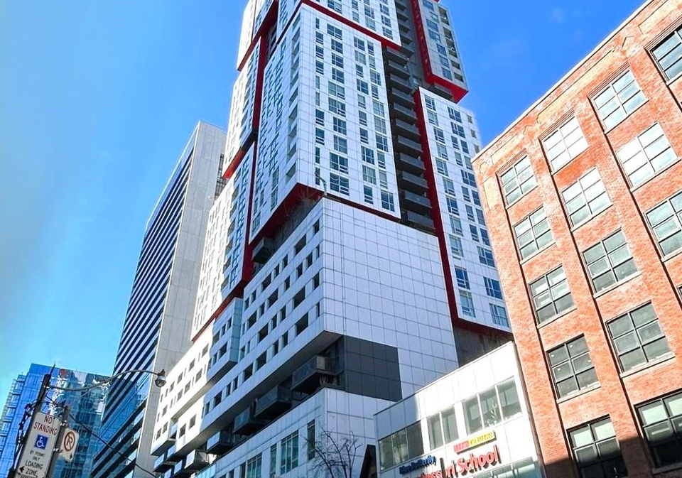 318-richmond-street-toronto-ontario-c12984994