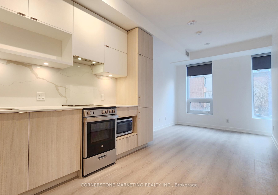 100-queen-street-e-toronto-ontario-c12985034