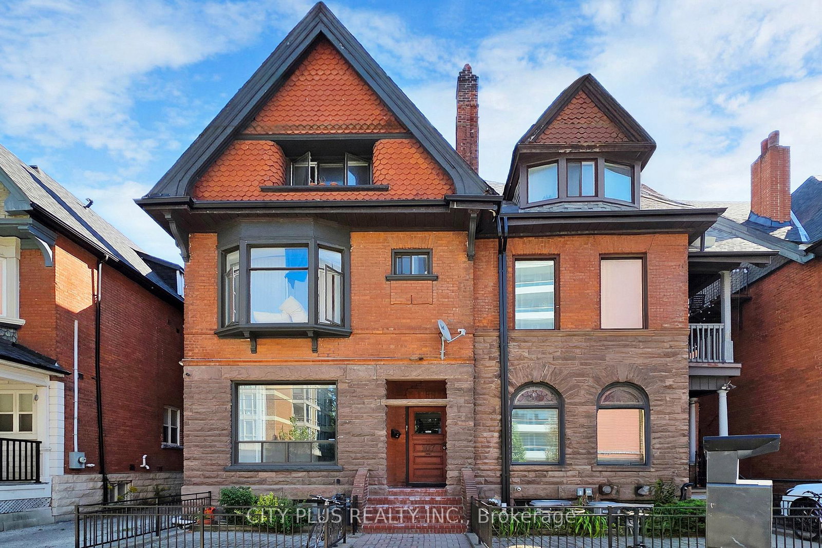 105-107-spadina-road-toronto-ontario-c12985206