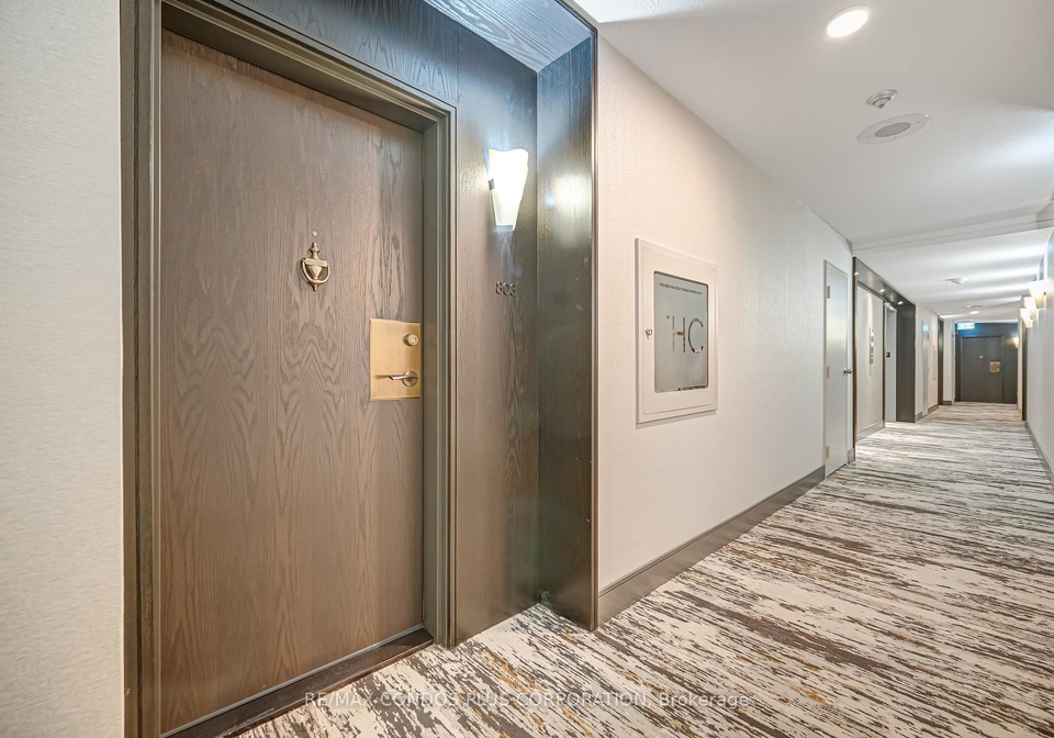 62-wellesley-street-w-toronto-ontario-c12985224