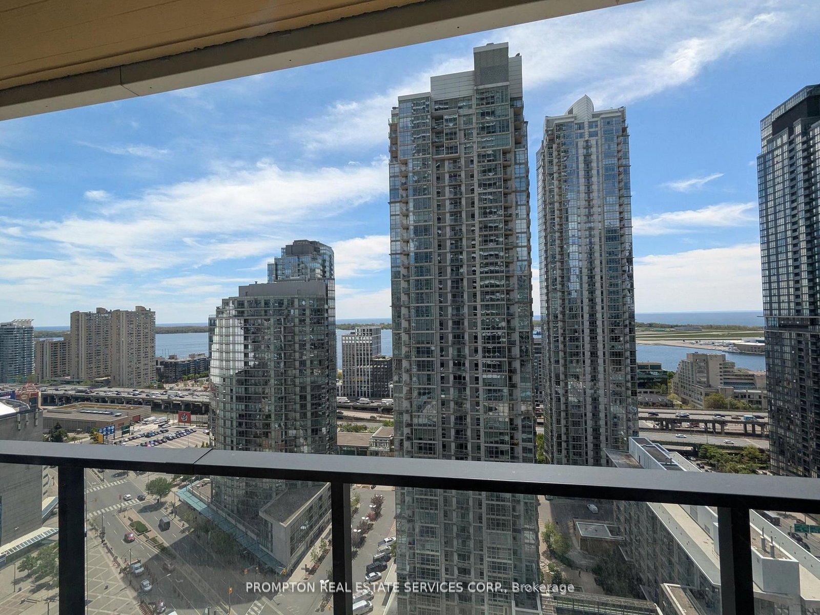 1-concord-cityplace-way-toronto-ontario-c12985452