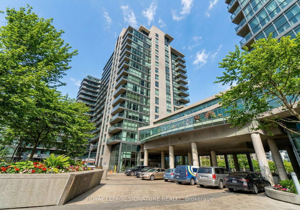 209-fort-york-boulevard-toronto-ontario-c12985696