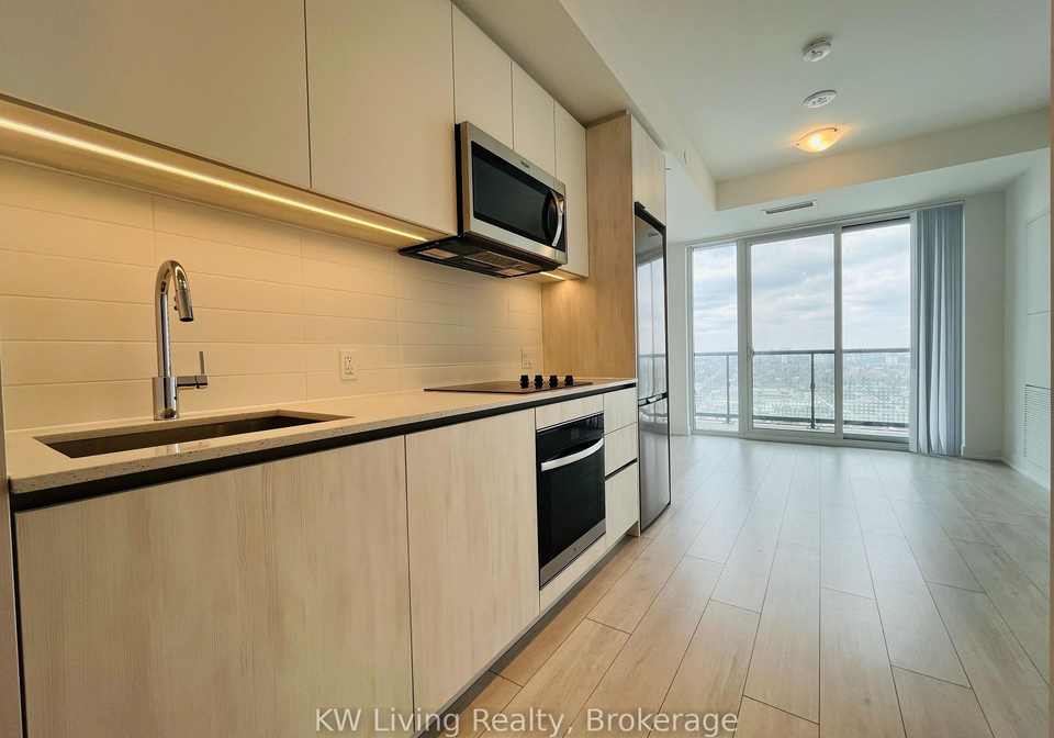 5858-yonge-street-toronto-ontario-c12985864