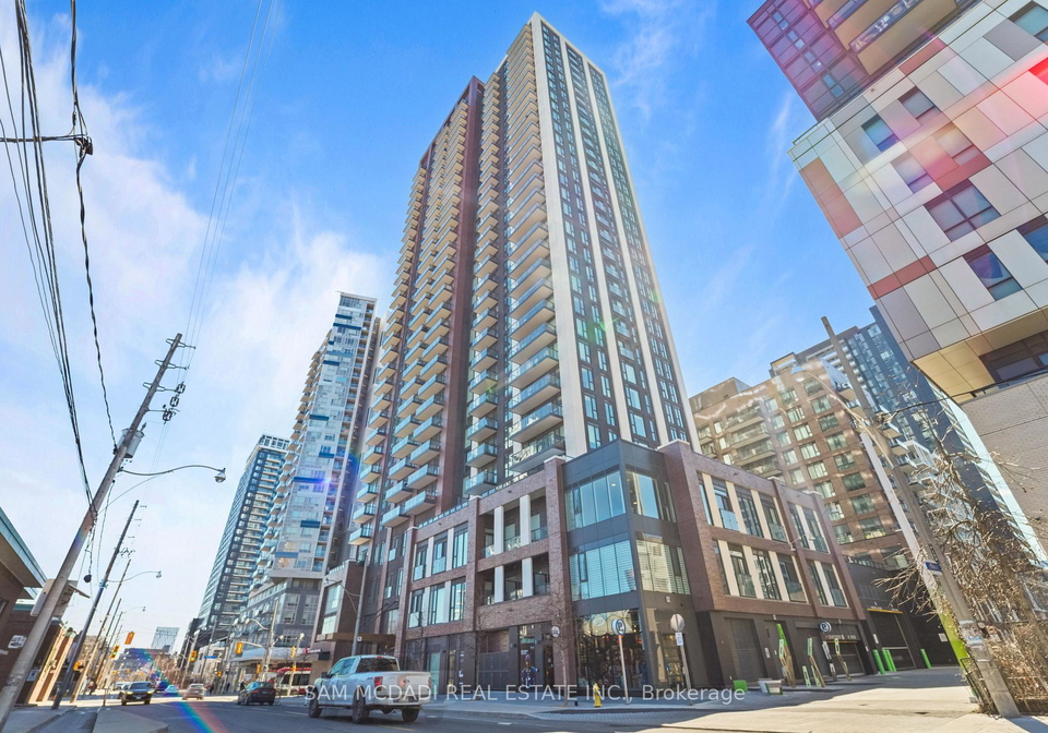 130-river-street-toronto-ontario-c12986030
