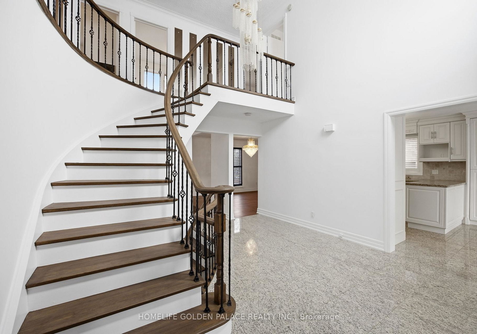 394-patricia-avenue-toronto-ontario-c12986332