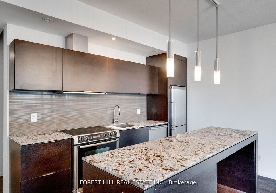 8-charlotte-street-toronto-ontario-c12986548