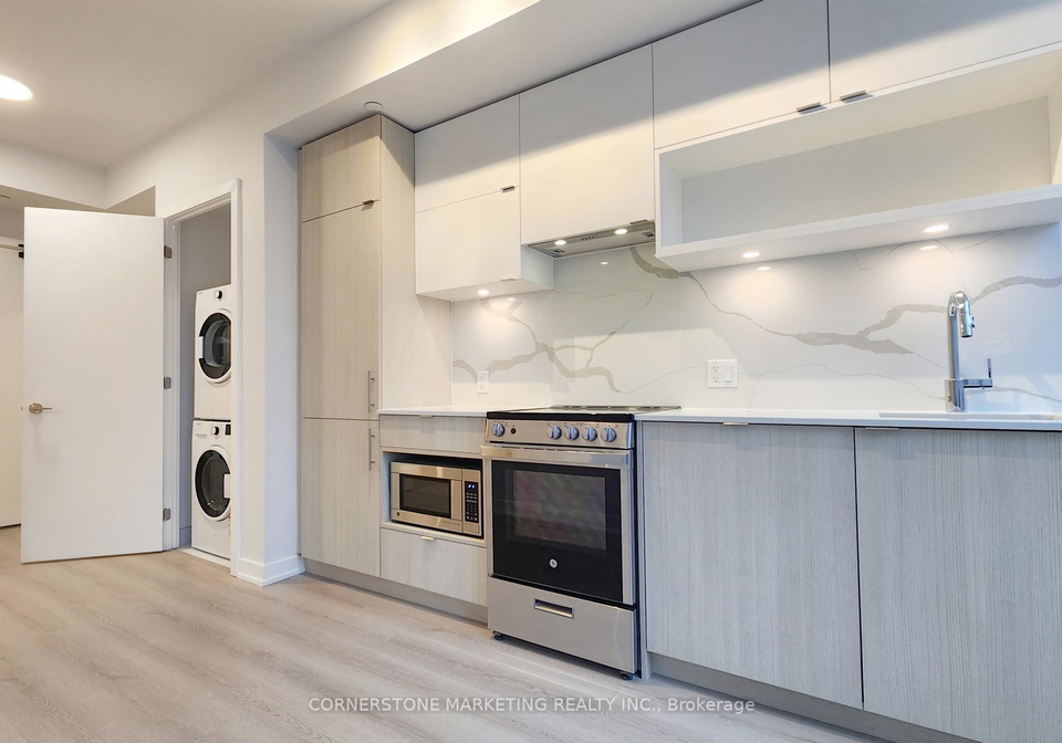 100-queen-street-e-toronto-ontario-c12986622