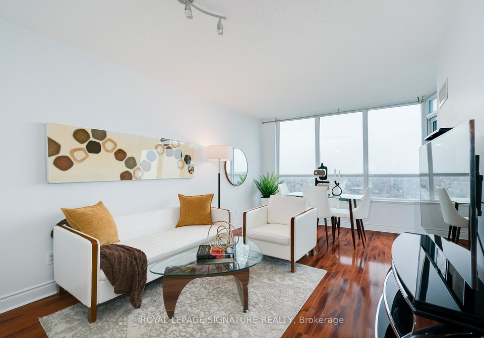 15-greenview-avenue-toronto-ontario-c12986800
