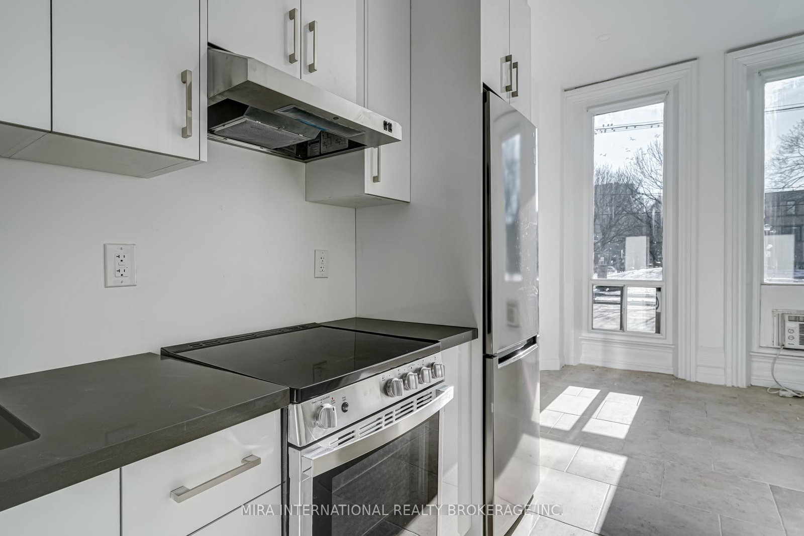 180-sherbourne-street-toronto-ontario-c12986810