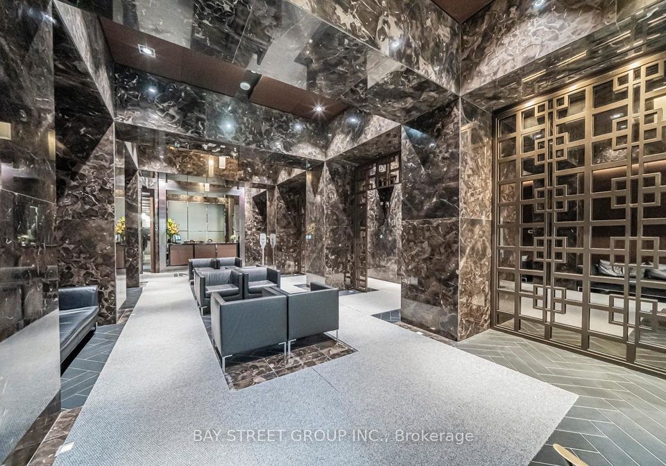 70-temperance-street-toronto-ontario-c12986992