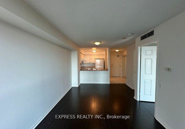 8-hillcrest-avenue-north-york-ontario-c12987018