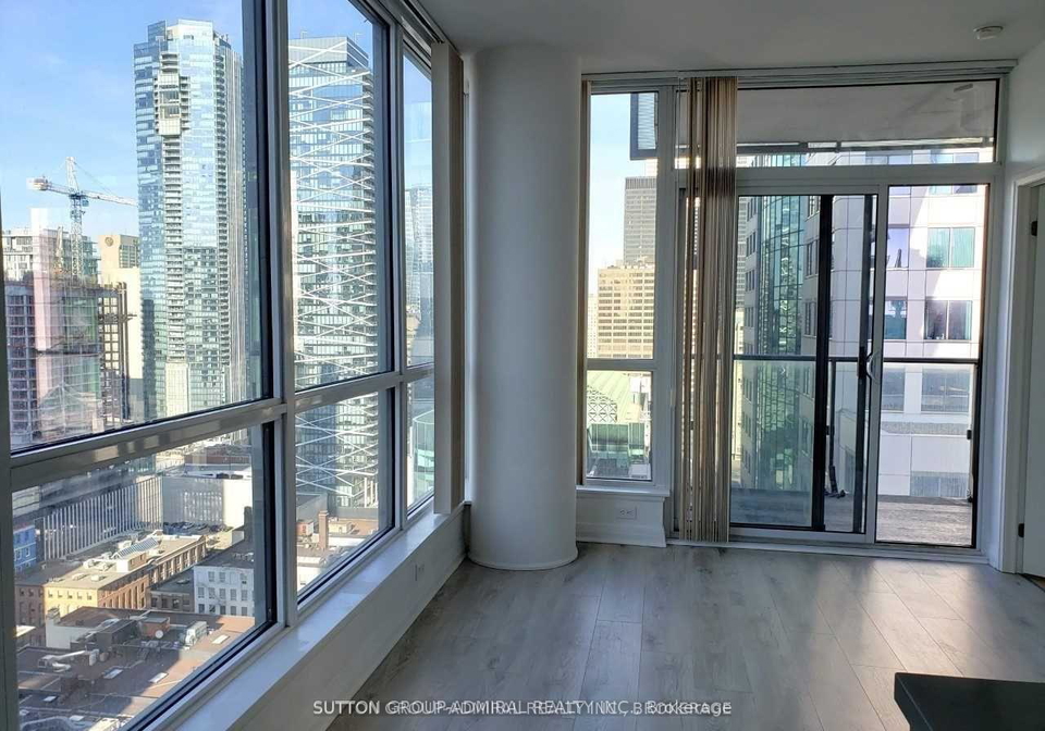 8-mercer-street-toronto-ontario-c12987110