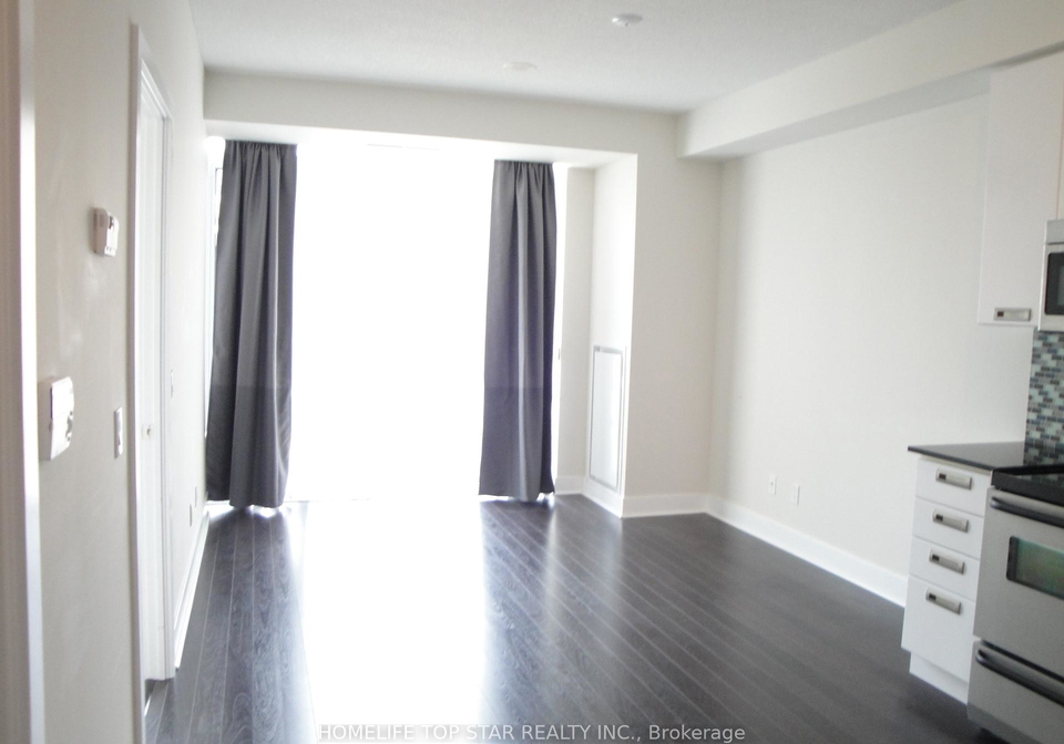 90-stadium-road-toronto-ontario-c12987444