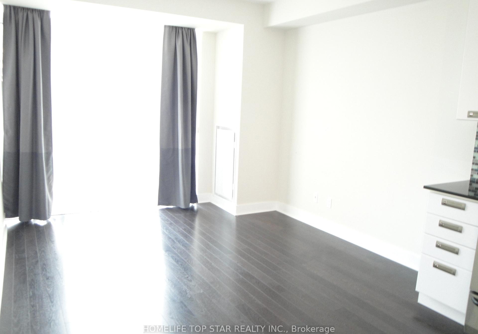 90-stadium-road-toronto-ontario-c12987444