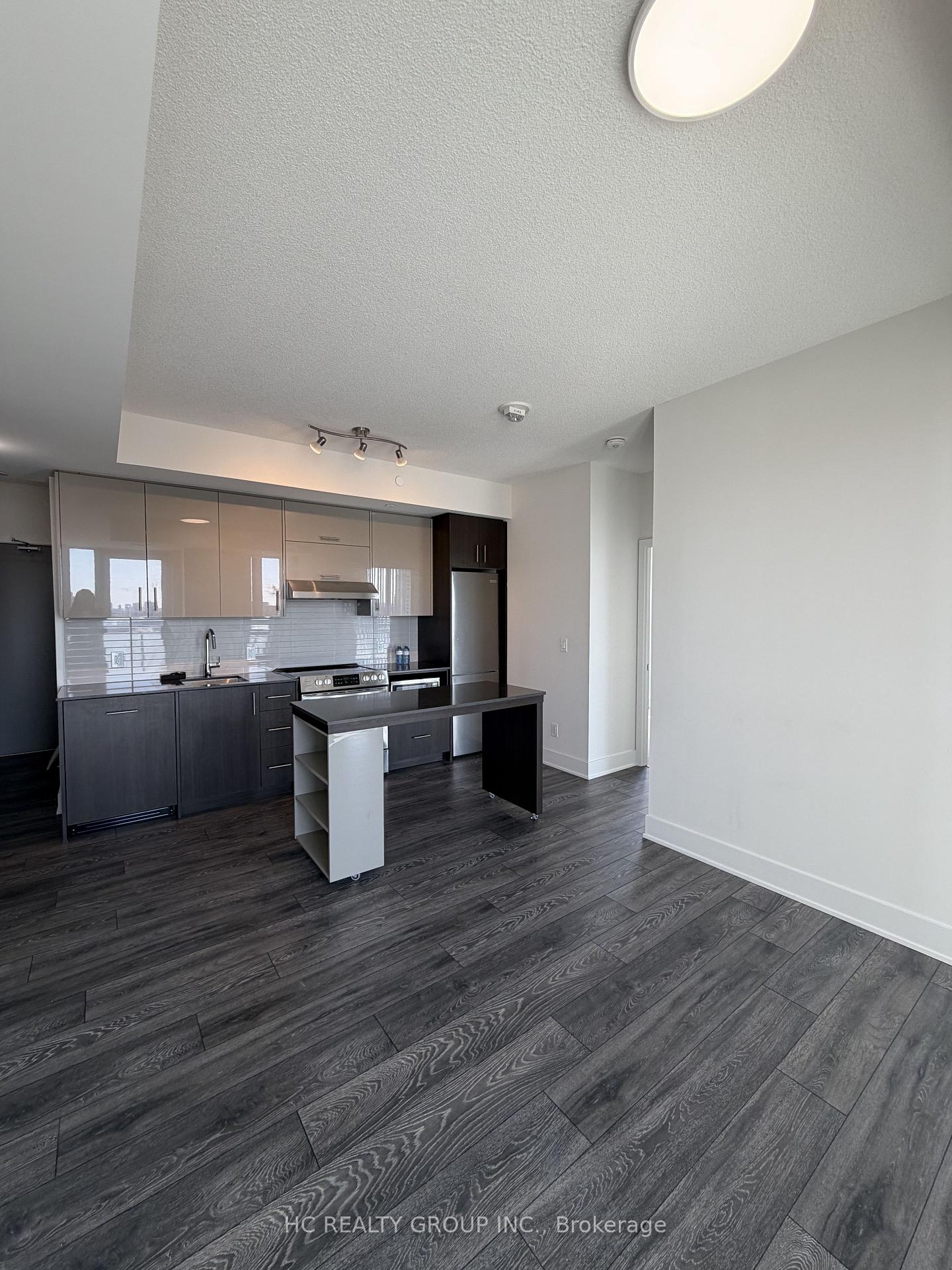 188-fairview-mall-drive-north-york-ontario-c12987552
