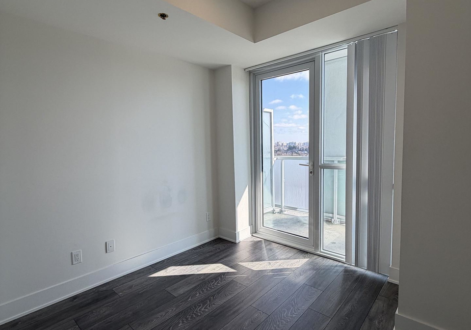 188-fairview-mall-drive-north-york-ontario-c12987552