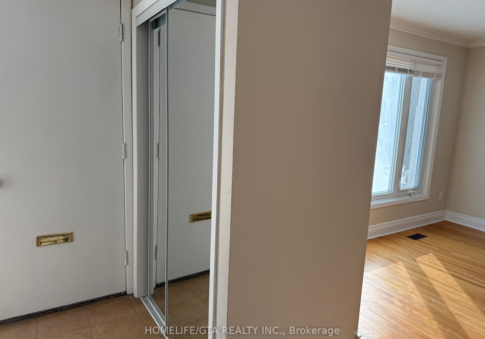 1068-lawrence-avenue-north-york-ontario-c12987622