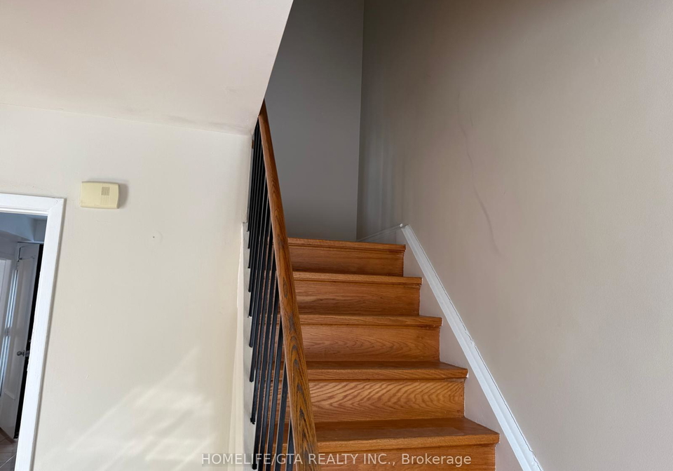 1068-lawrence-avenue-north-york-ontario-c12987622