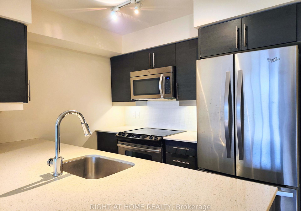 35-bastion-street-toronto-ontario-c12987694