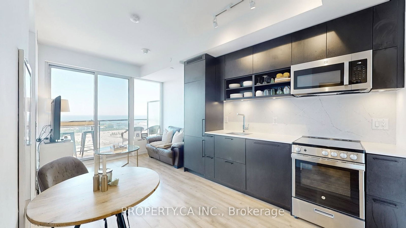 135-east-liberty-street-toronto-ontario-c12987766