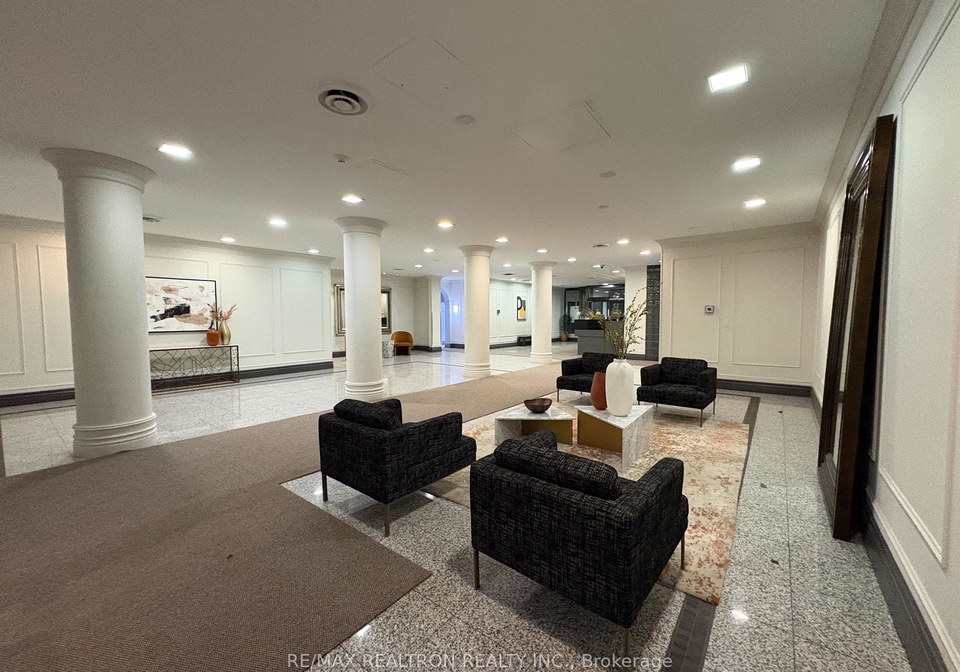 7-bishop-avenue-north-york-ontario-c12987854