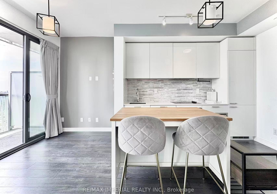 50-charles-street-e-toronto-ontario-c12987978