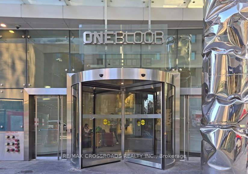 1-bloor-street-toronto-ontario-c12988090