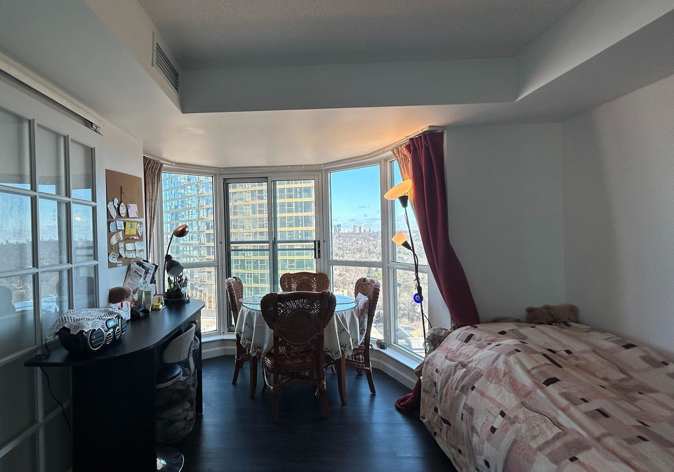 8-park-road-toronto-ontario-c12988242