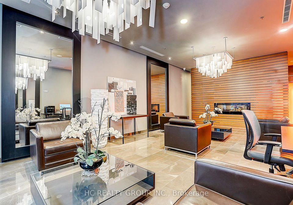 21-nelson-street-toronto-ontario-c12988362
