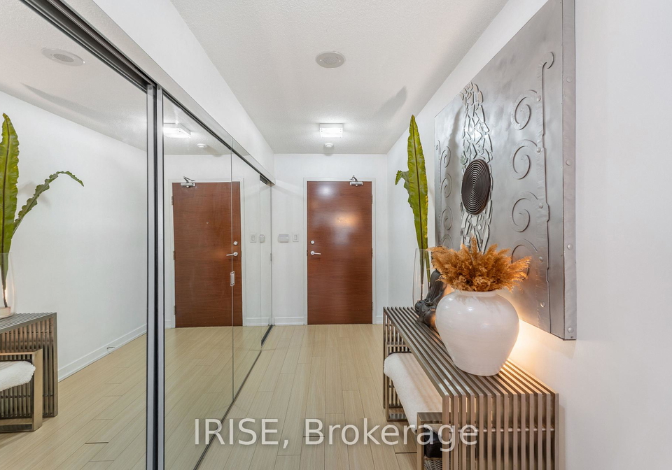 10-capreol-court-toronto-ontario-c12988614
