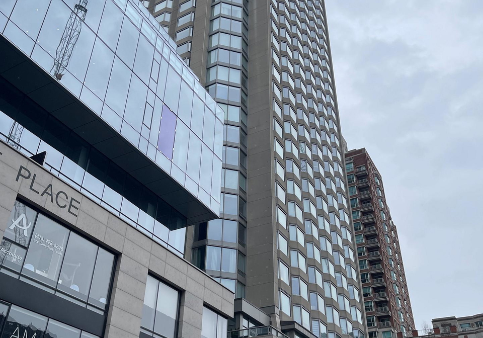 155-yorkville-avenue-toronto-ontario-c12988640