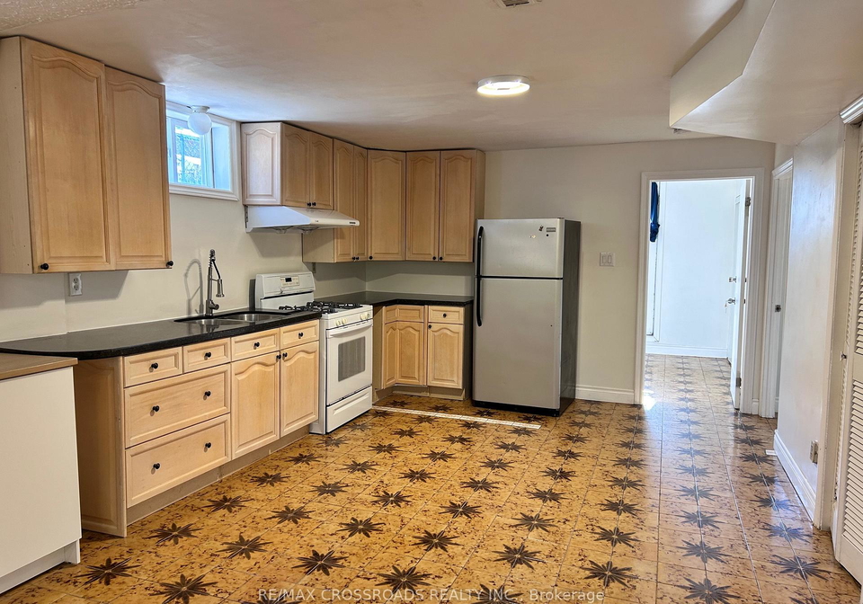 62-navaho-drive-north-york-ontario-c12988732