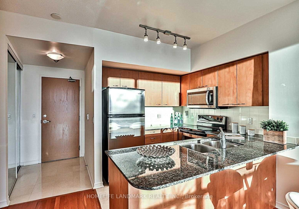 509-beecroft-road-toronto-ontario-c12988748